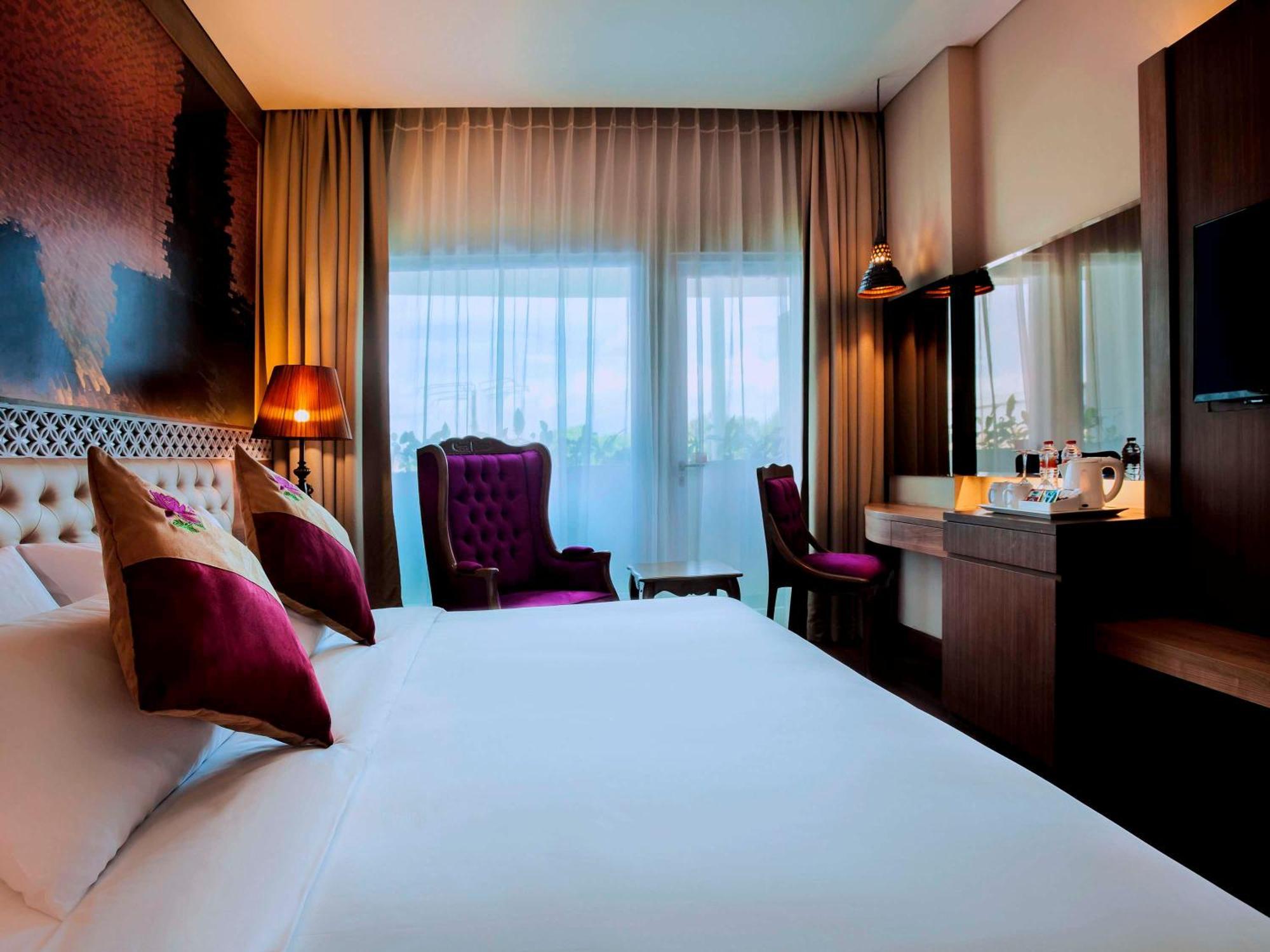 Grand Mercure Yogyakarta Adi Sucipto Pakualaman Экстерьер фото